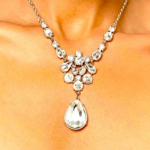 Paparazzi Exclusive Necklace 2023